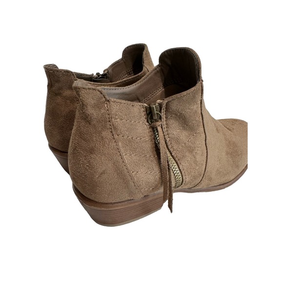 Brown‎ Suede Booties Size 9 WIld Diva Lounge - Picture 4 of 9